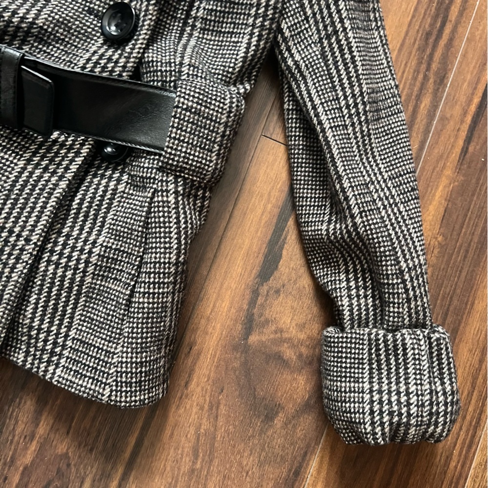 ZARA Basic Plaid Coat – Size S - Picture 5 of 13